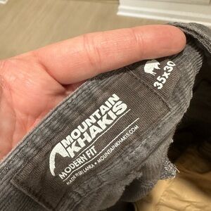 Men’s corduroy mountain khaki pants